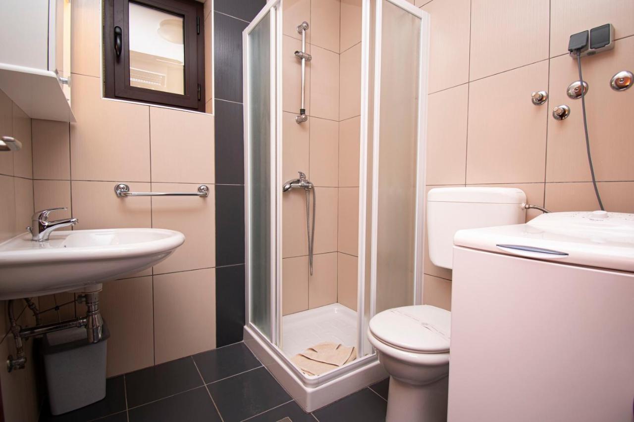 Holiday Apartment 50M From The Beach Pjescana Uvala Esterno foto